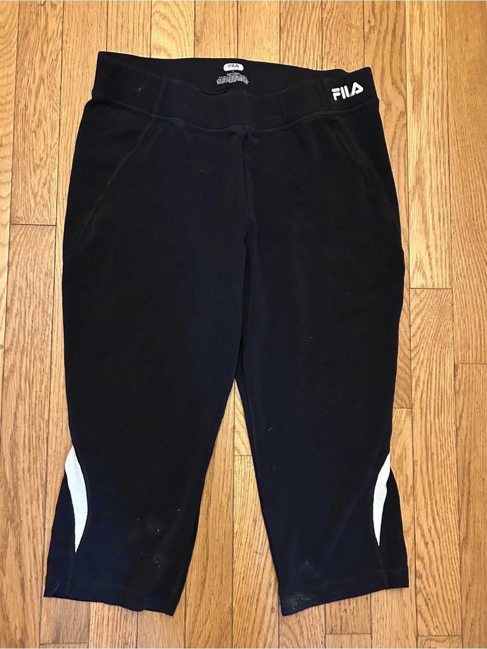 Women’s Fila Black White Workout Capri Pants Size L